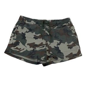 Bluenotes army styled shorts. Size M